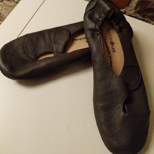 Flat super comfortable shoes - Velcro closure